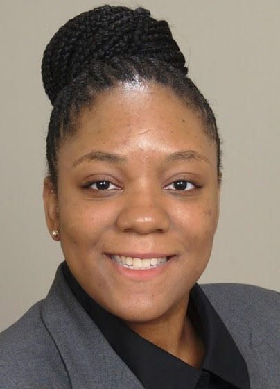 Dr Iza Jordan