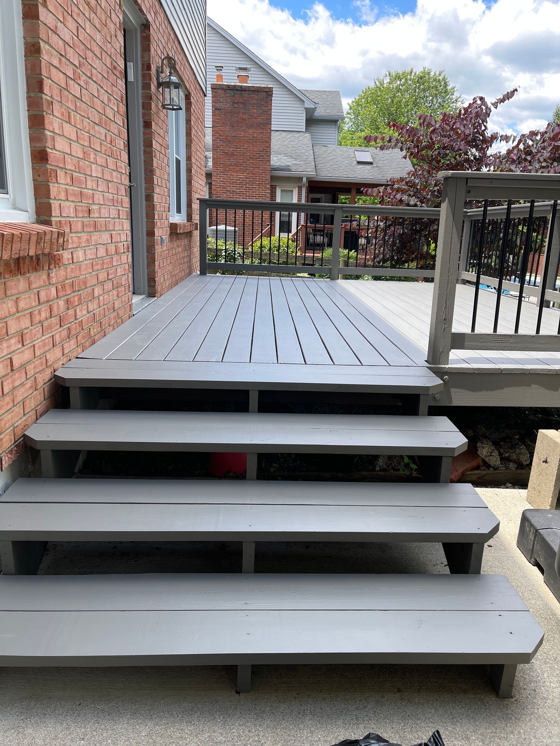 Deck Cleaning and Staining— Cincinnati, OH — Cruz Pressure Washing