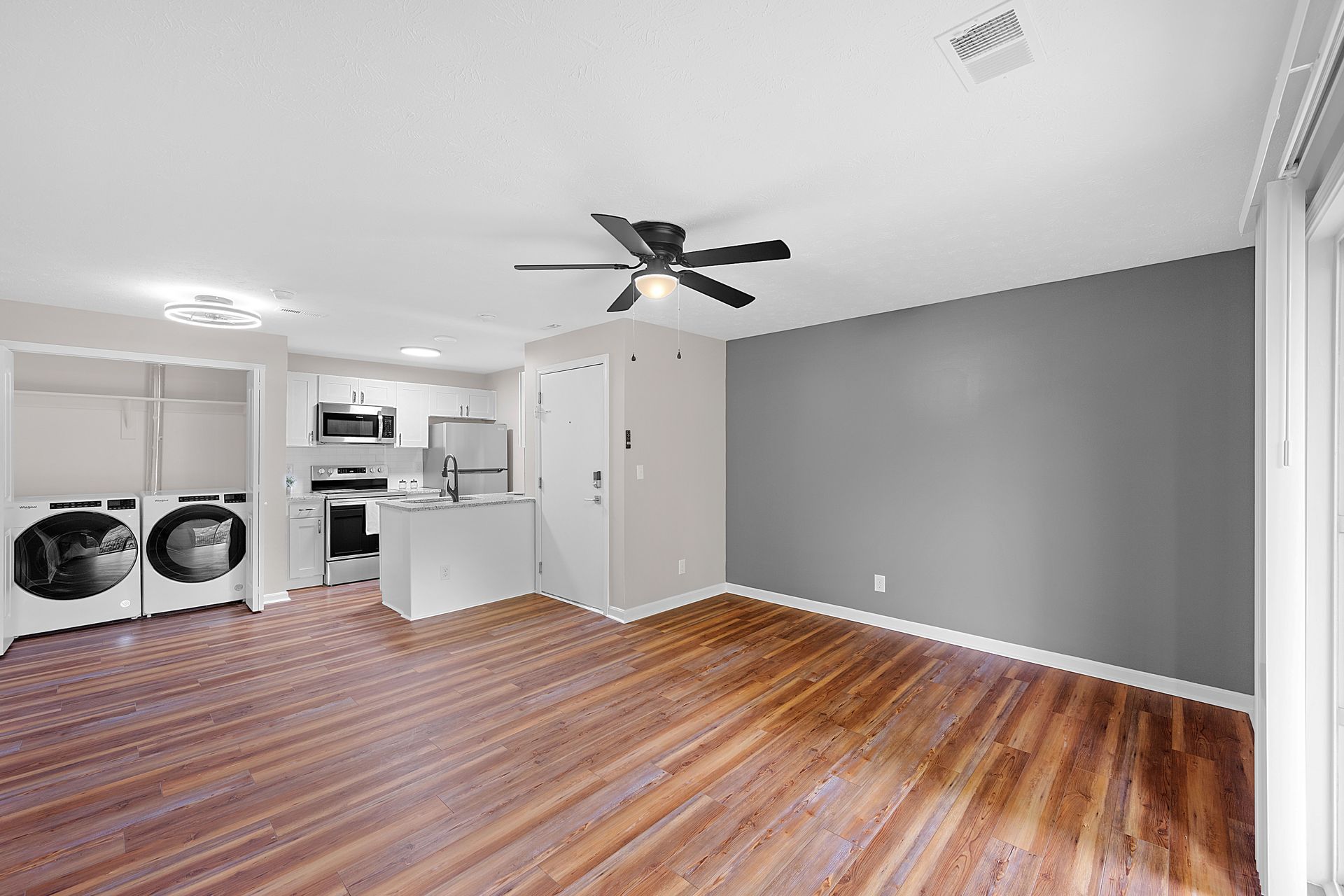 Bridgewater Crossing apartment with open living area and in-unit washer and dryer