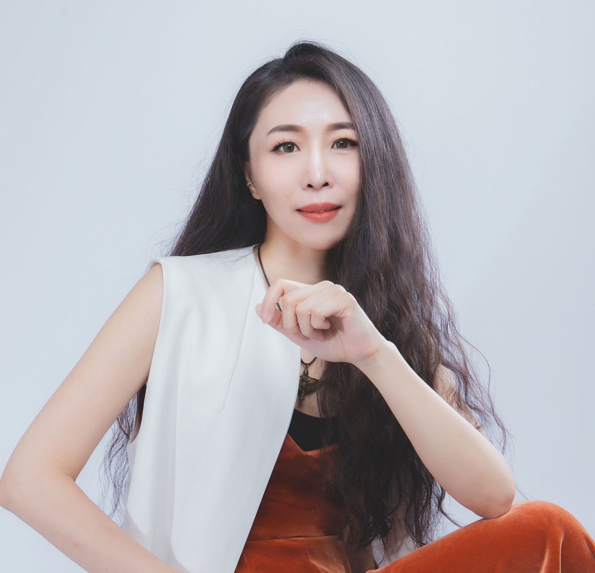 Brandging808 宇宙品牌顧問有限公司 創辦人 WYnn 羅勻彤