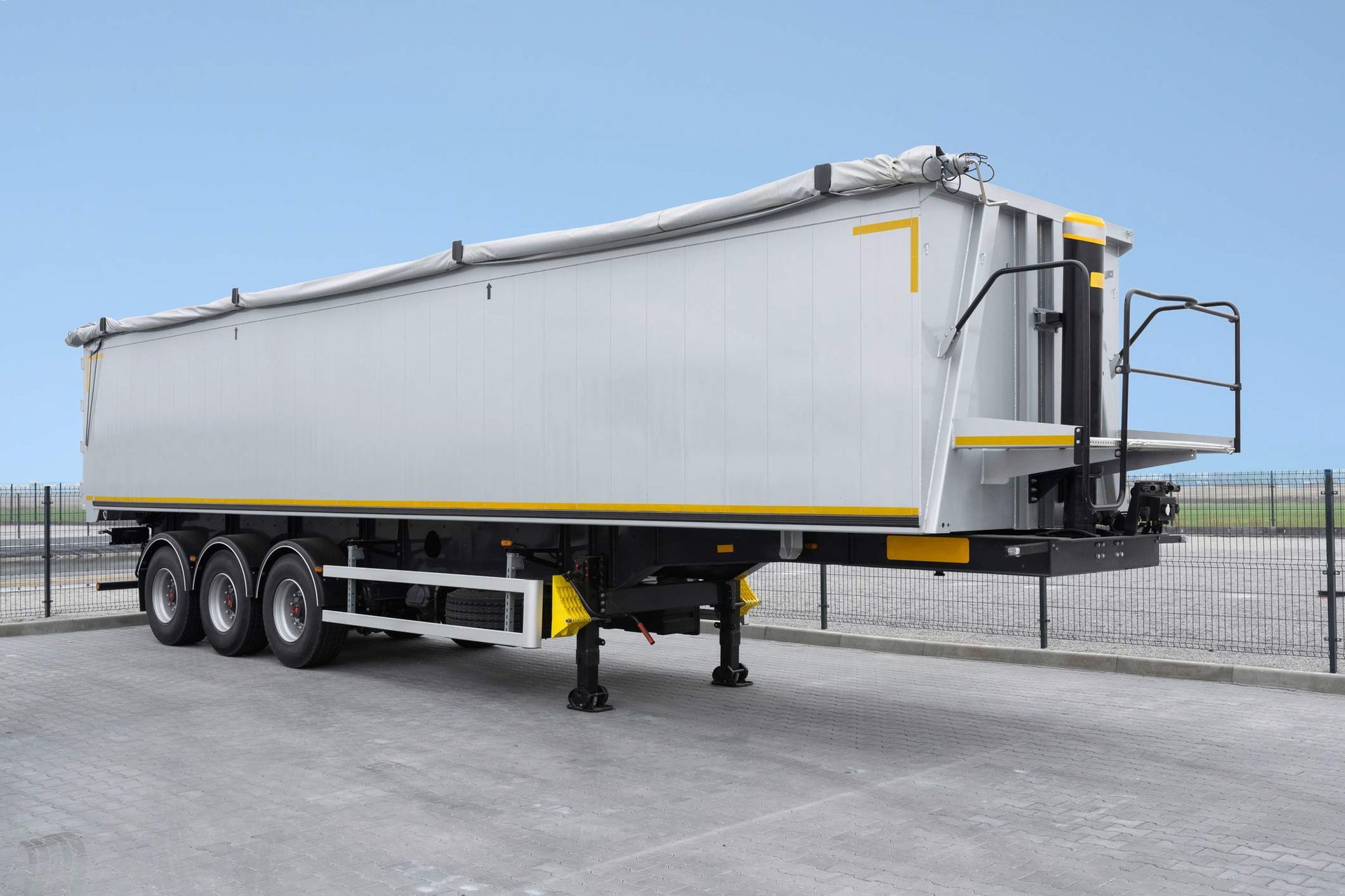 Truck trailer | Dry Creek, SA | Spectrum Transport Systems Pty Ltd