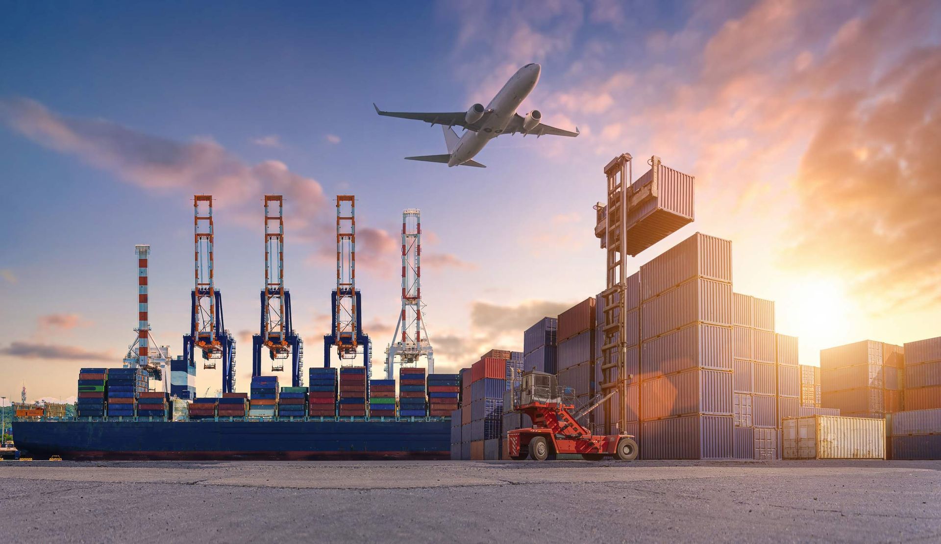 Global business logistics and aeroplane flying | Dry Creek, SA | Spectrum Transport Systems Pty Ltd