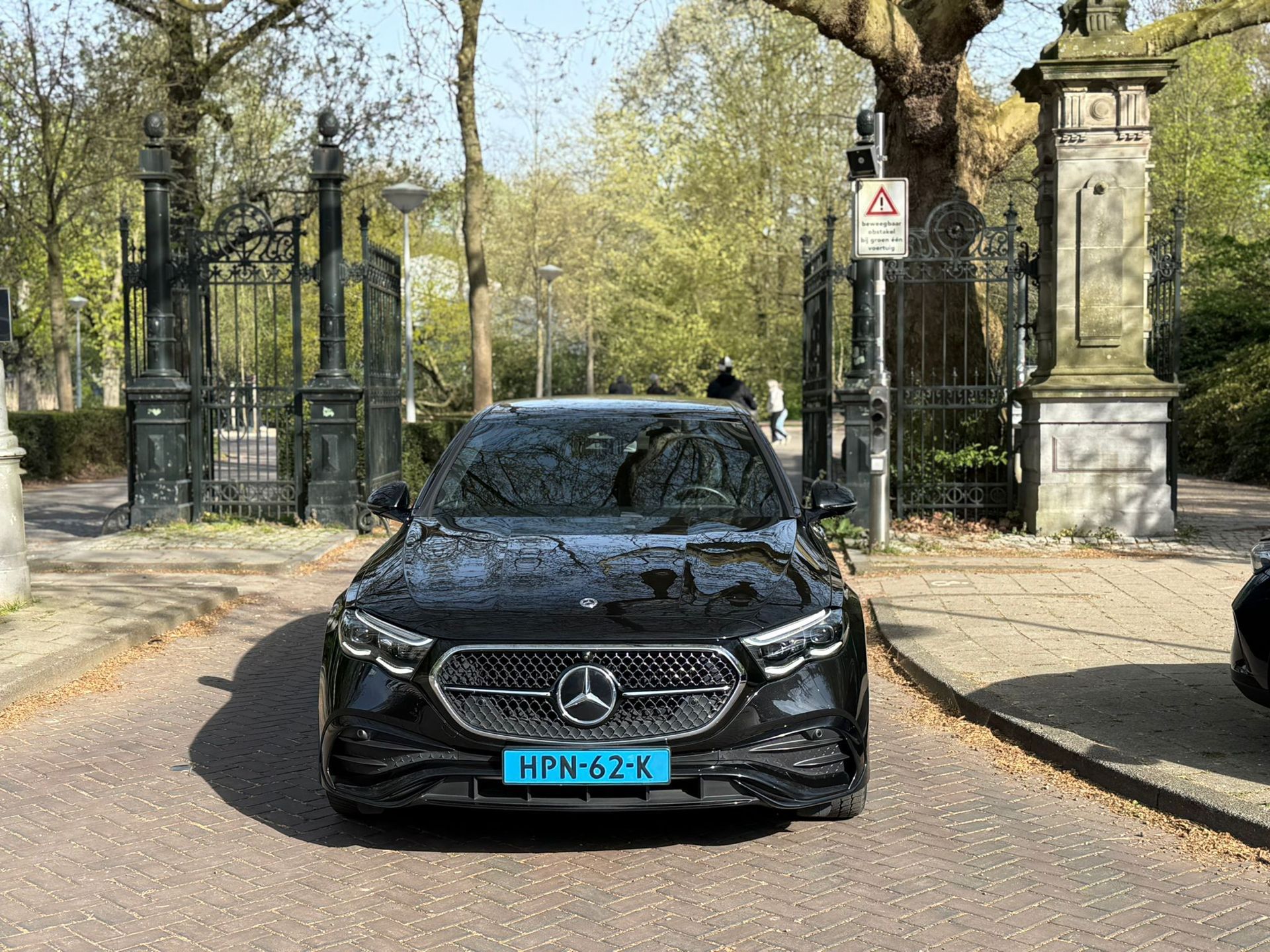 Chauffeur Service Amsterdam PRivate taxi VIP