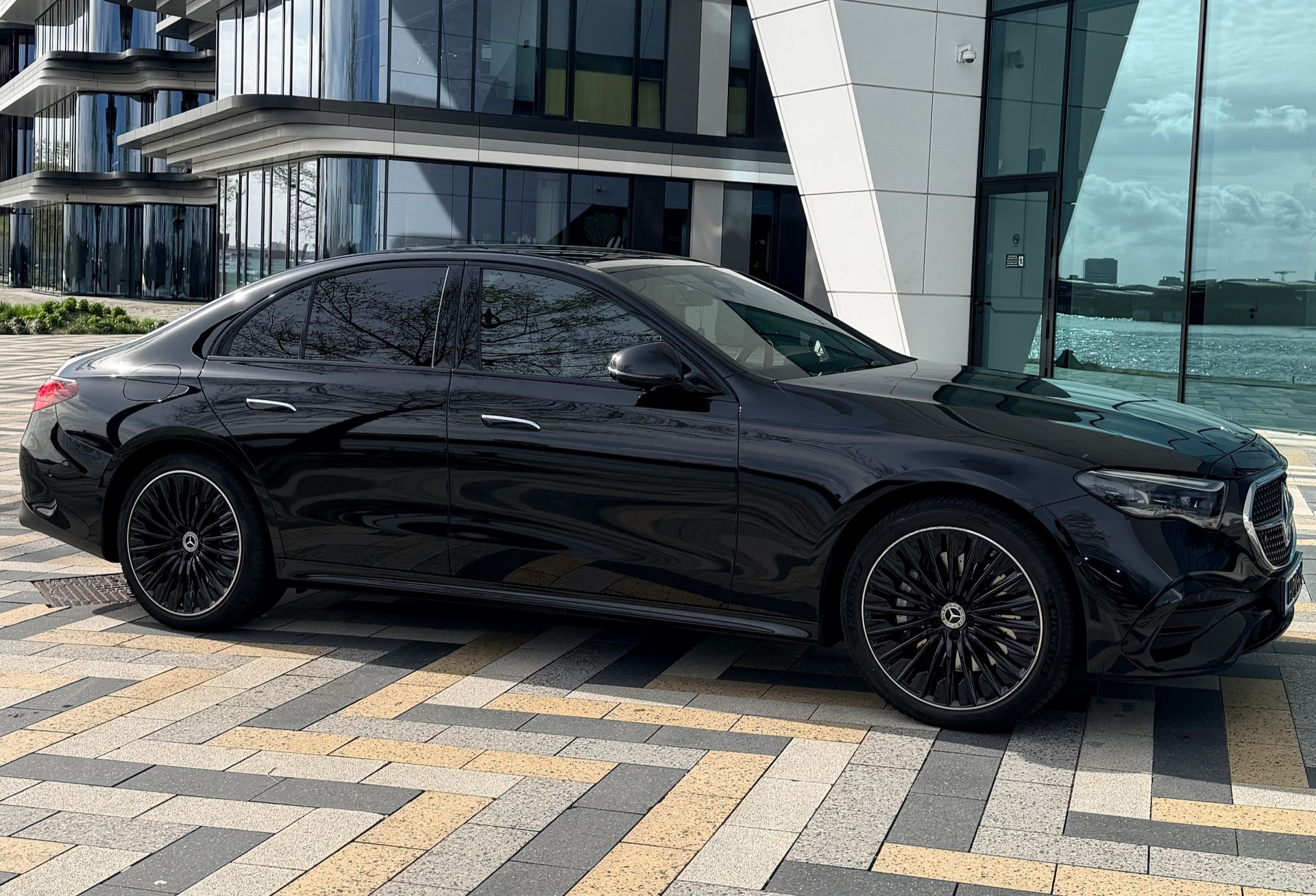 E Class mercedes chauffeur service eindhoven