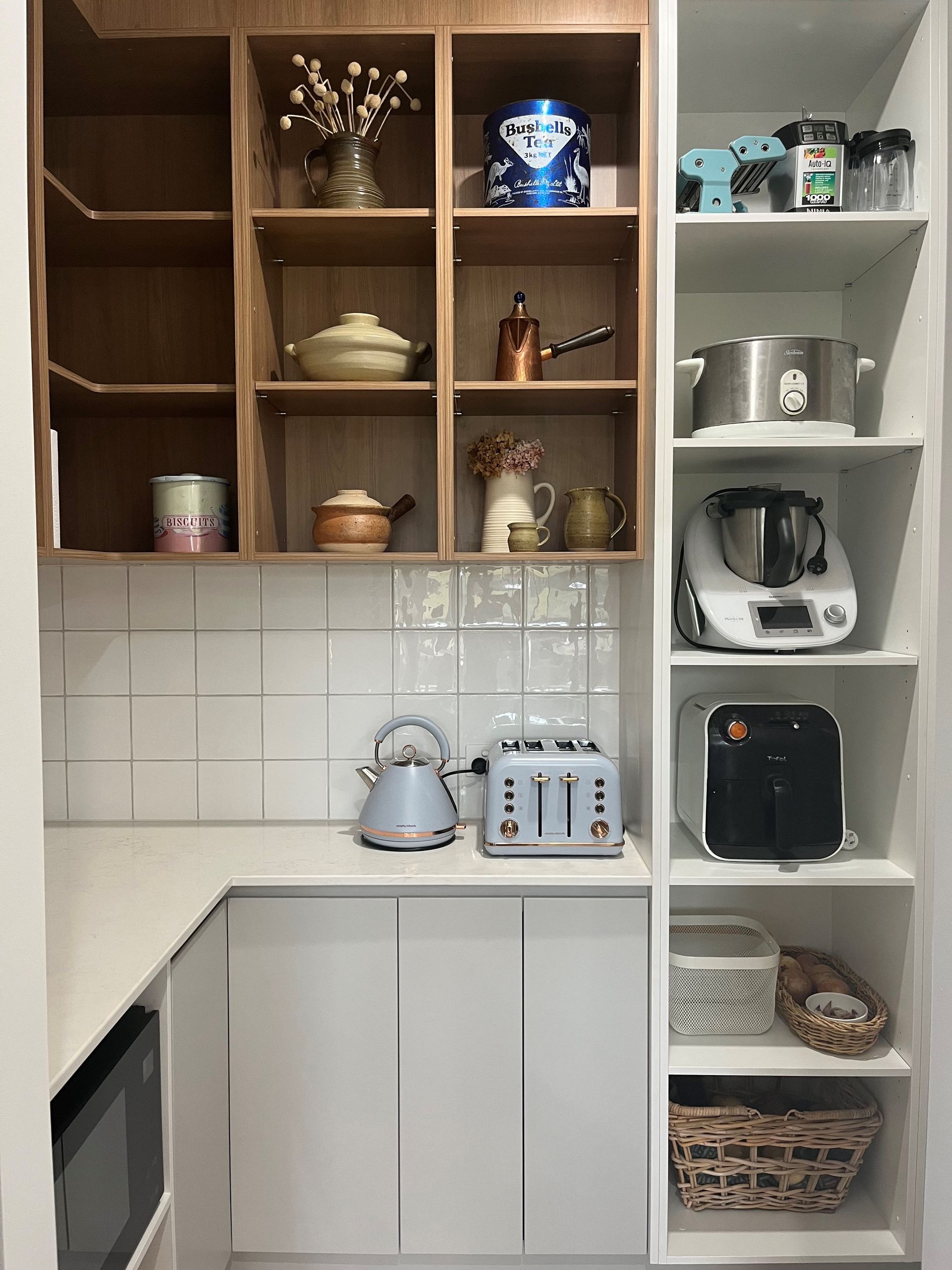 Kitchen Corner With White Cabinets, Built-in Shelves, and Appliances — Valley Cabinetmakers Pty Ltd In Biloela, QLD
