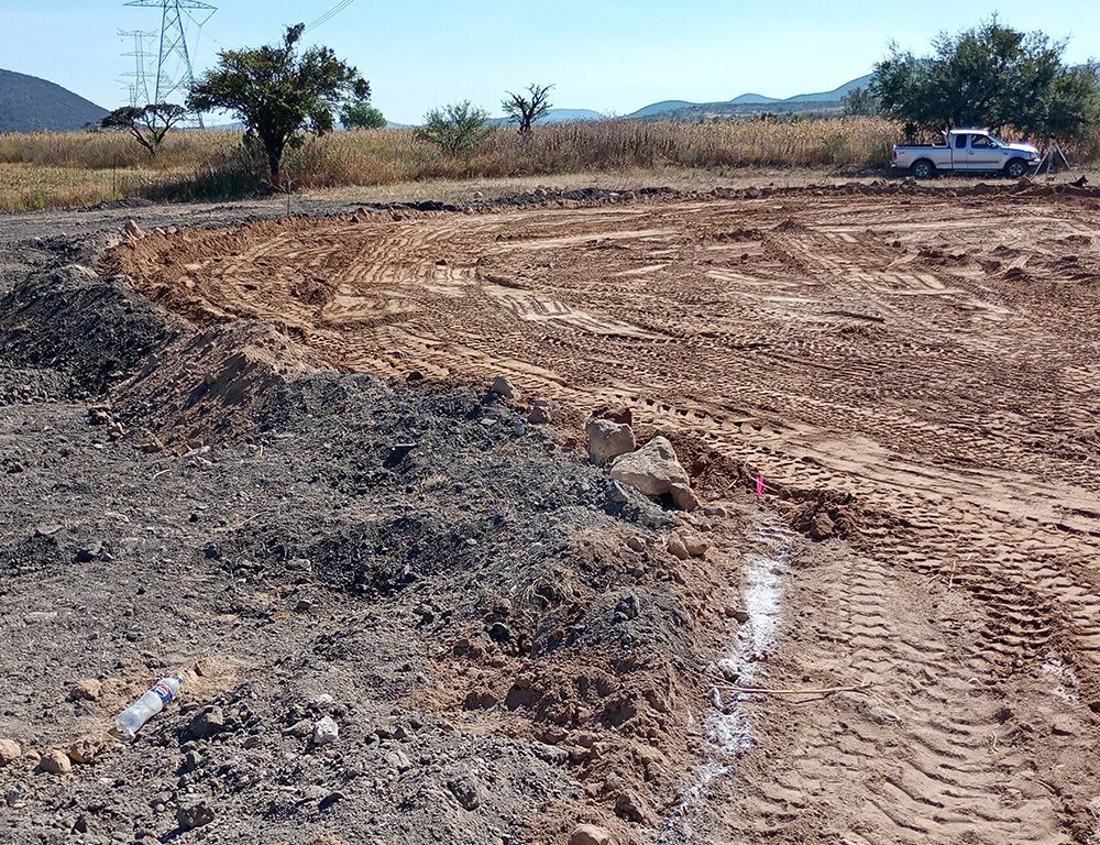 MAQUINARIA Y OBRA CIVIL GARDUÑO 