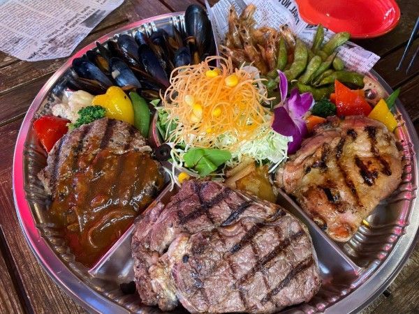 贅沢!肉盛りプレート