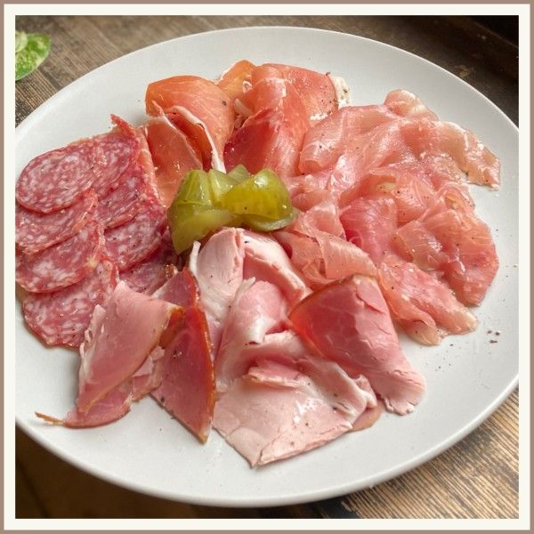 Ham & Salami Assortment