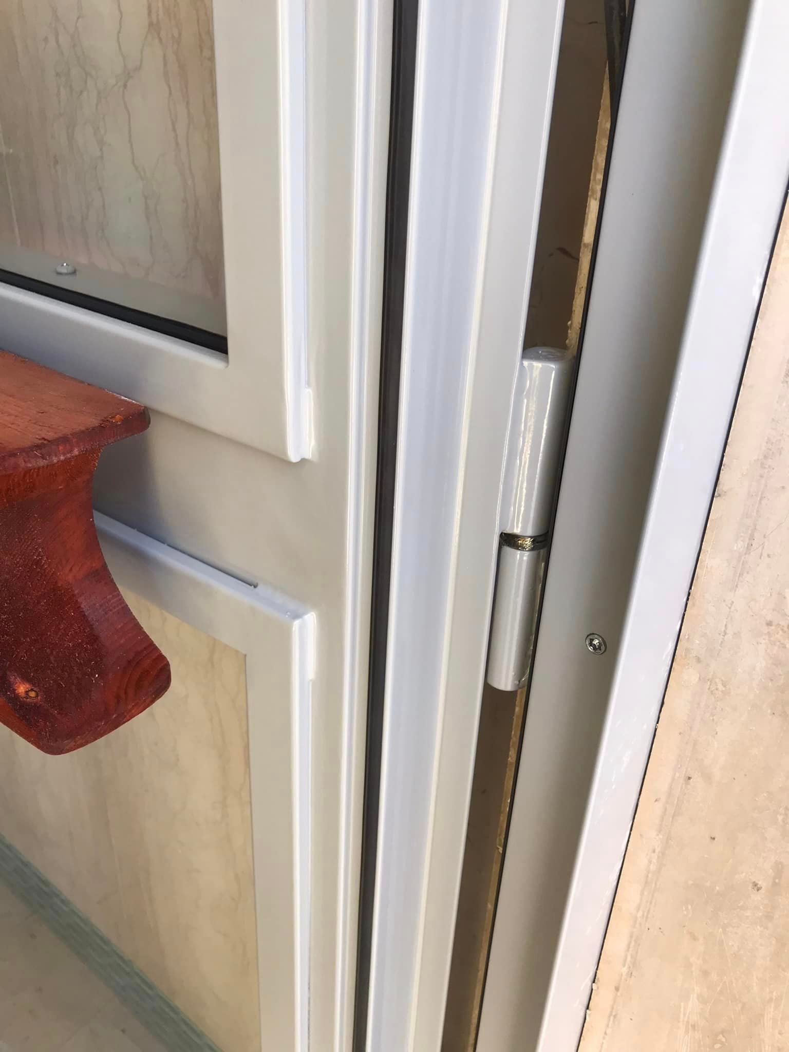 dettaglio realizzazione porta