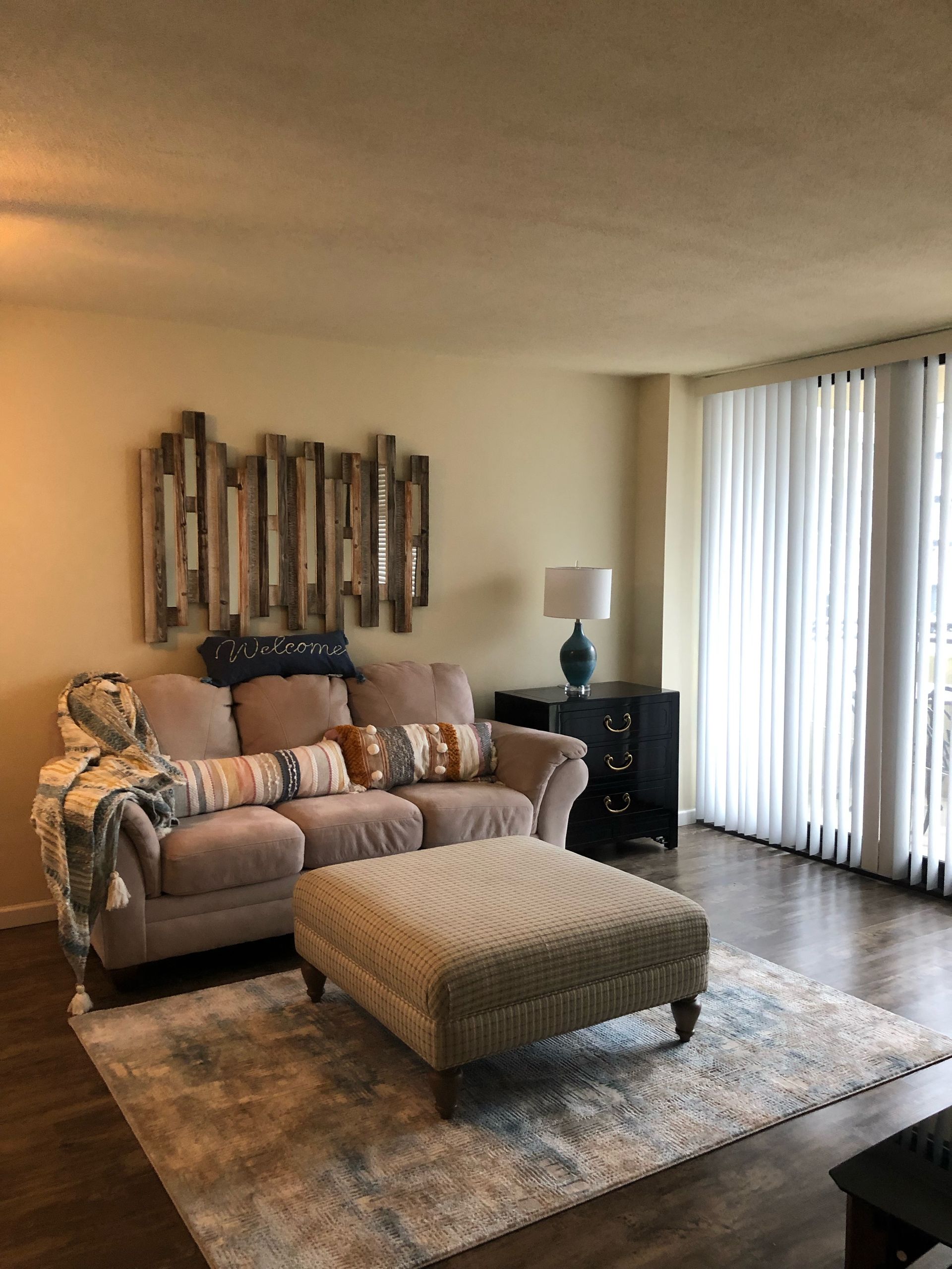 Royal Mace Living room & couches
