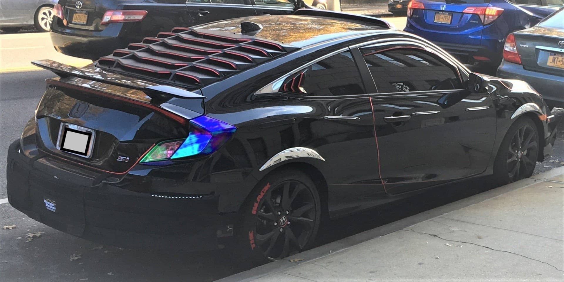 Aglaia Davis's car, a Honda SI