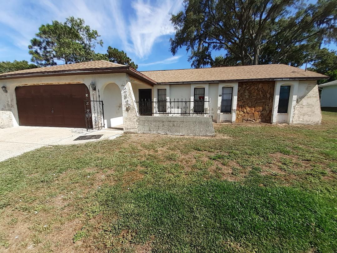 Before exterior painting | Spring Hill, FL