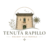 Logo con la scritta “TENUTA RAPILLO” in grandi lettere nere su sfondo bianco.