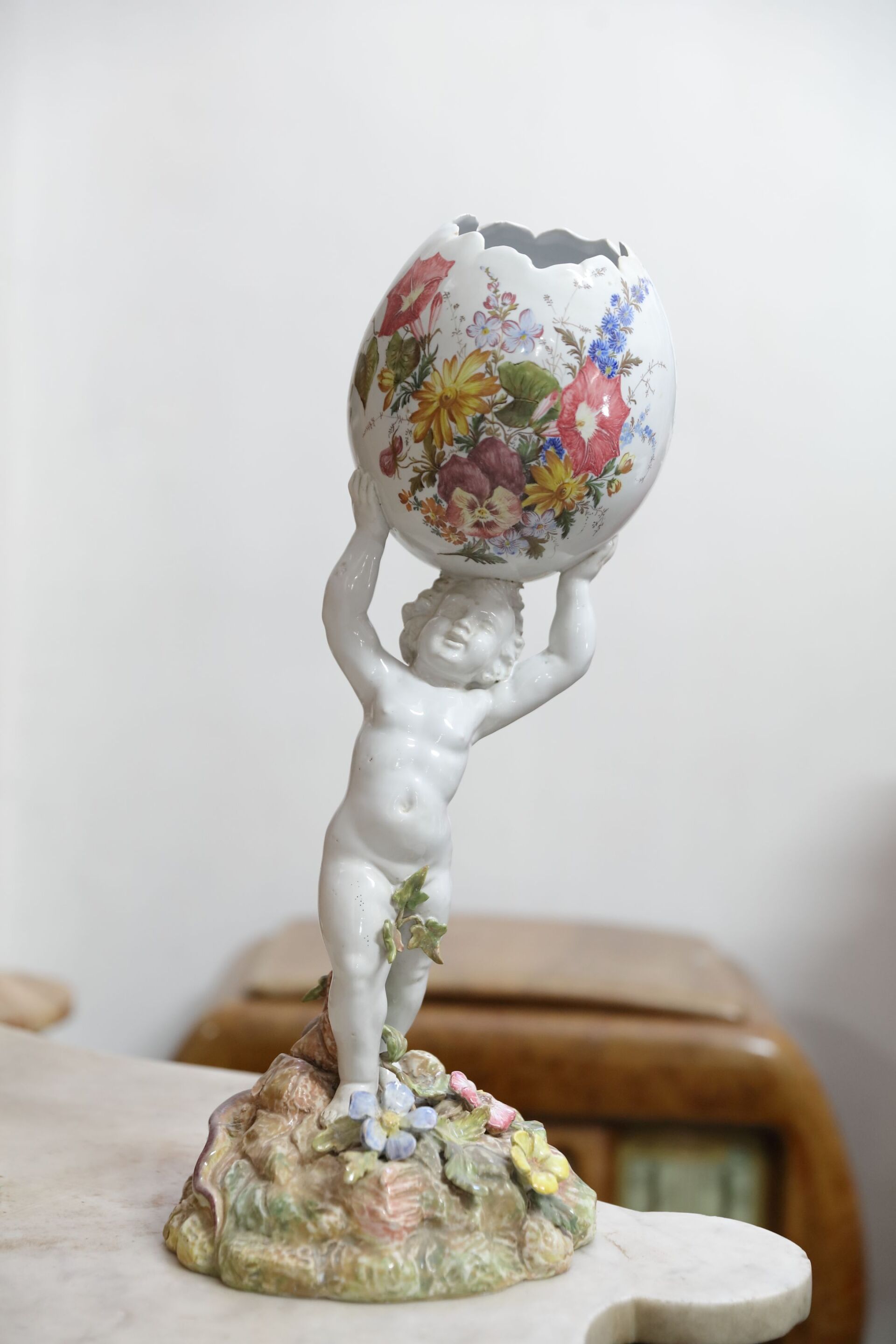 Statua in ceramica