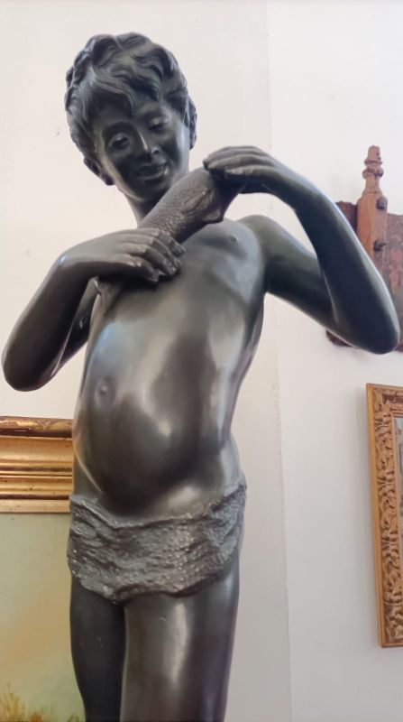 Statua