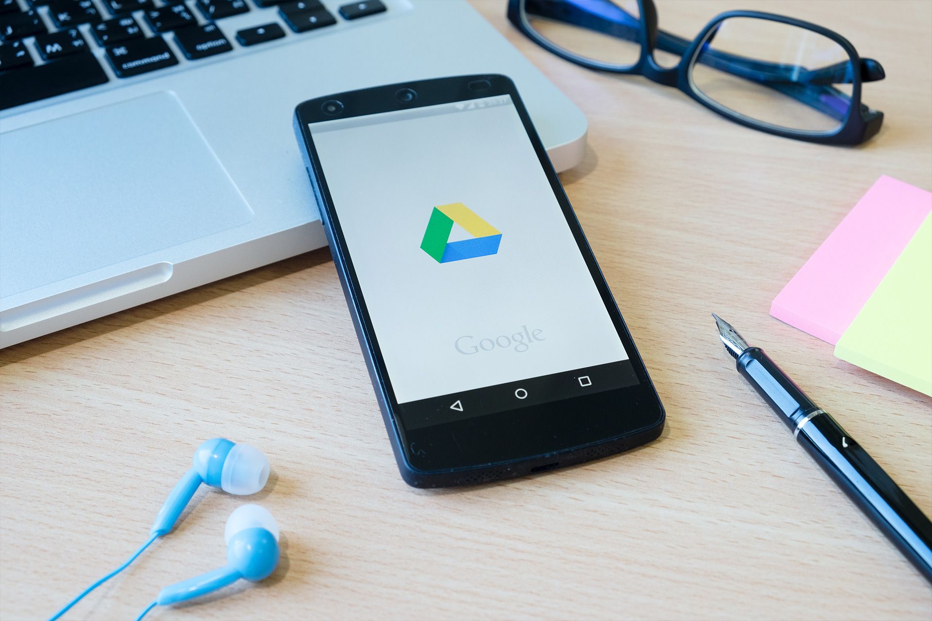 How to Use Google Ads: Tips & Bidding Strategies | Oamii Marketing