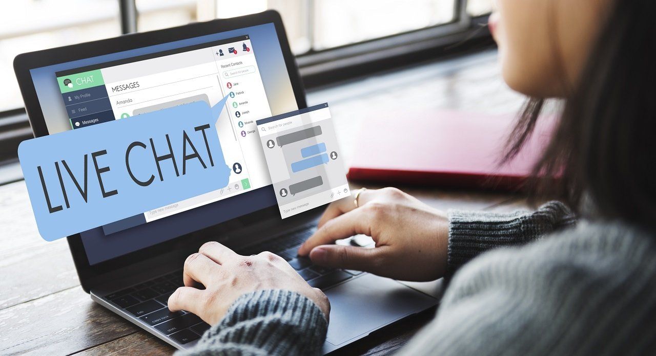 4 Reasons Why You Should Enhance Your Firm&rsquo;s Website with Live Chat