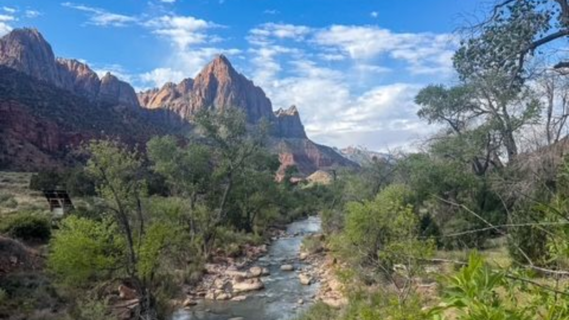 Zion National Park Tours - Watchman Peak