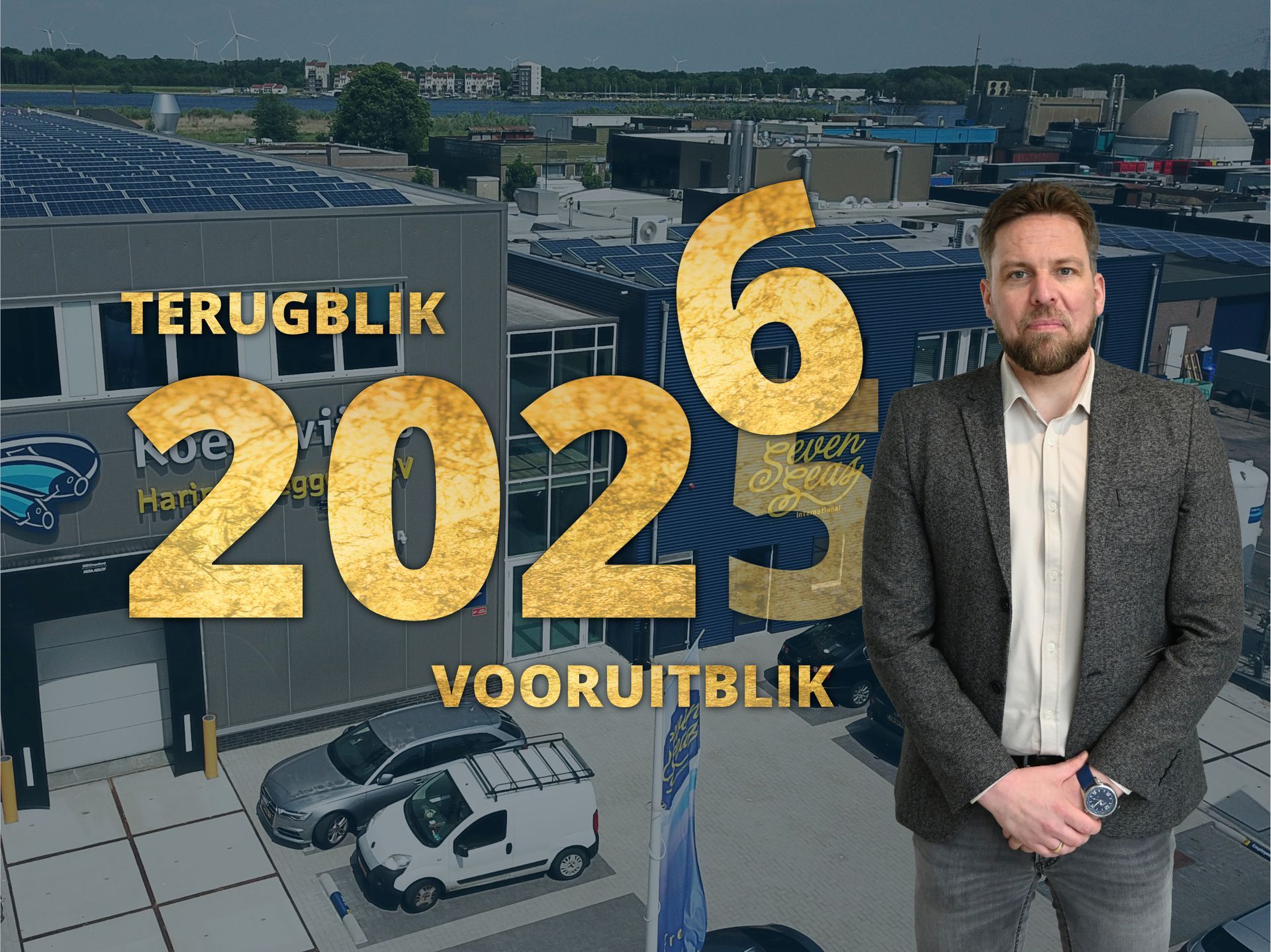 Hollandse Nieuwe wordt verpakt op lijn in retail verpakking met ui