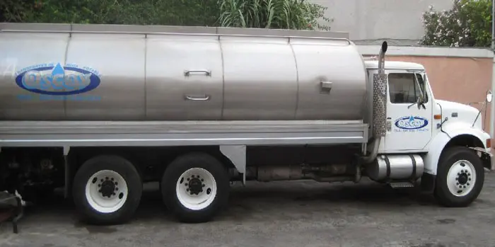 TRANSPORTE DE AGUA POTABLE OSCOY-PIPAS DE AGUA PARA  EMPRESAS