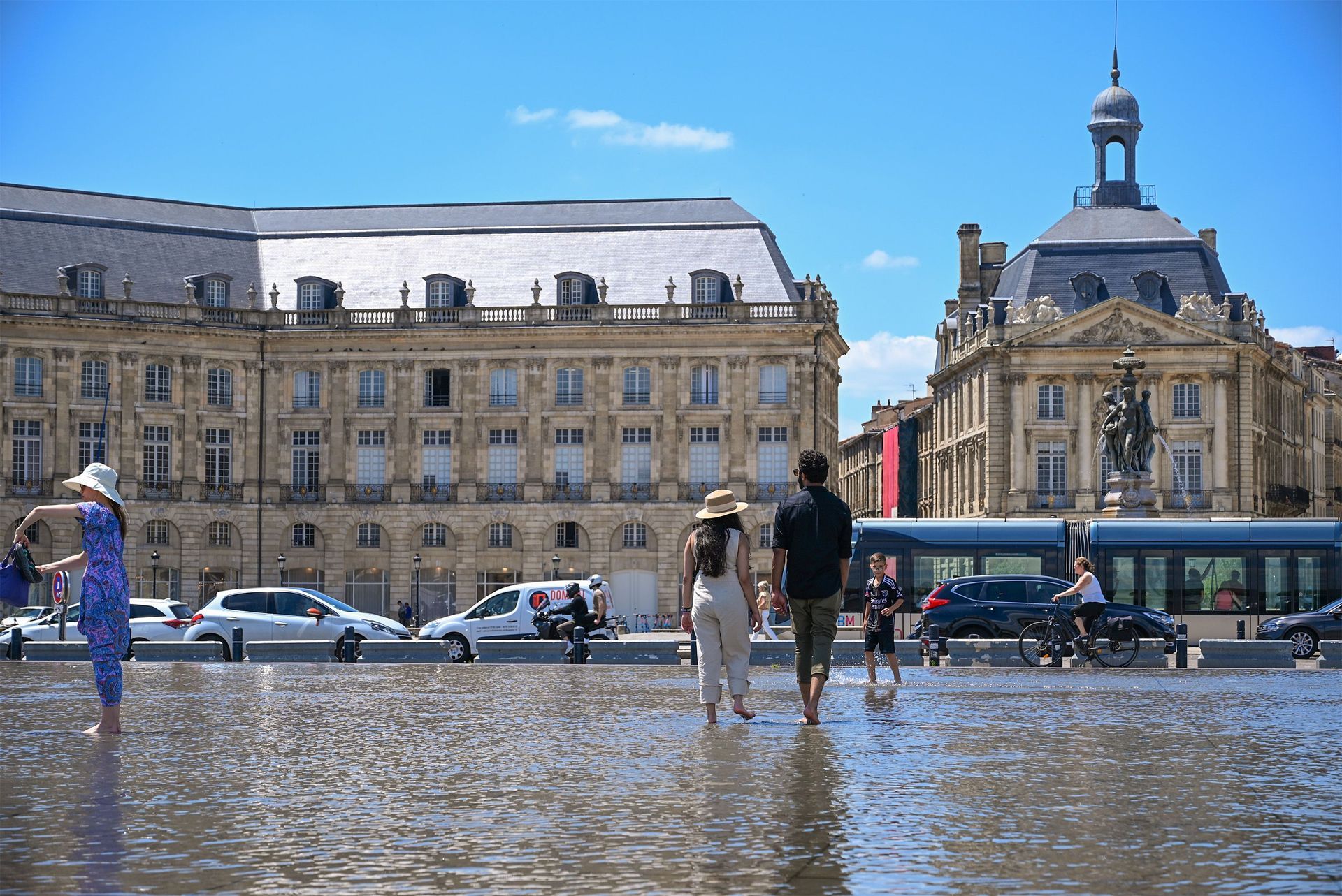 place du mirroir in Bordeaux where water is sprayed onto the stone to make a mirror image of the buildings behind
