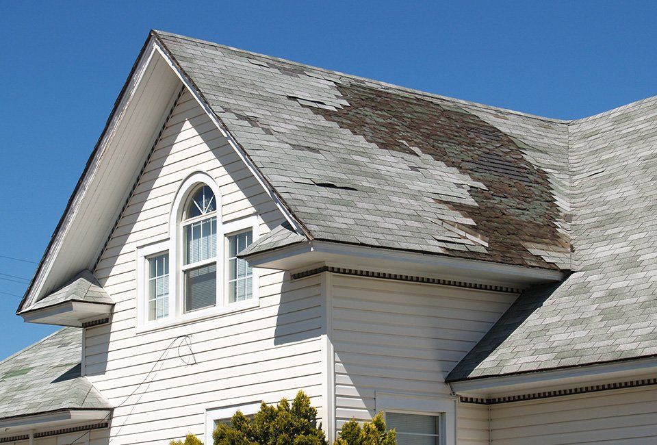 Damaged Roof — Pittsburgh, PA — Ahrn City Contracting LLC Damaged Roof — Pittsburgh, PA — Ahrn City Contracting LLC