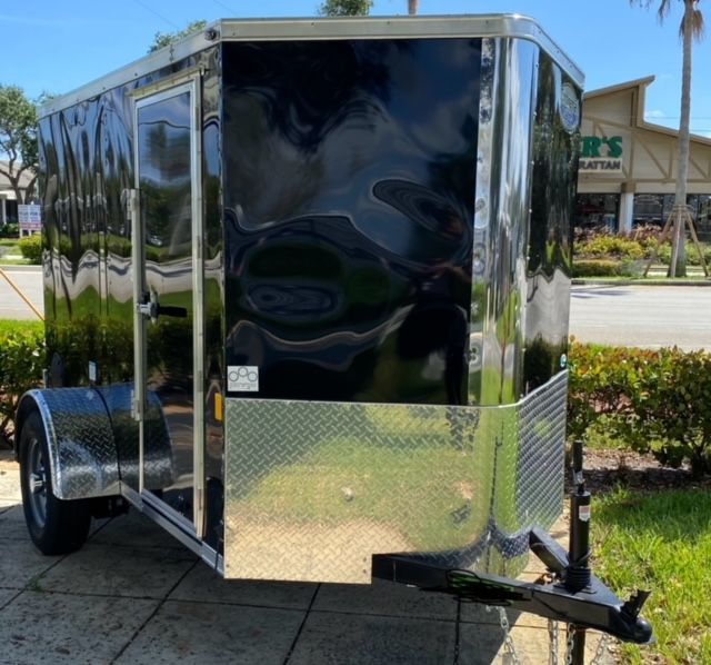 Red Exterior Trailer — Delray Beach, FL — Del-Raton RV Park & Trailer Sales Red Exterior Trailer — Delray Beach, FL — Del-Raton RV Park & Trailer Sales