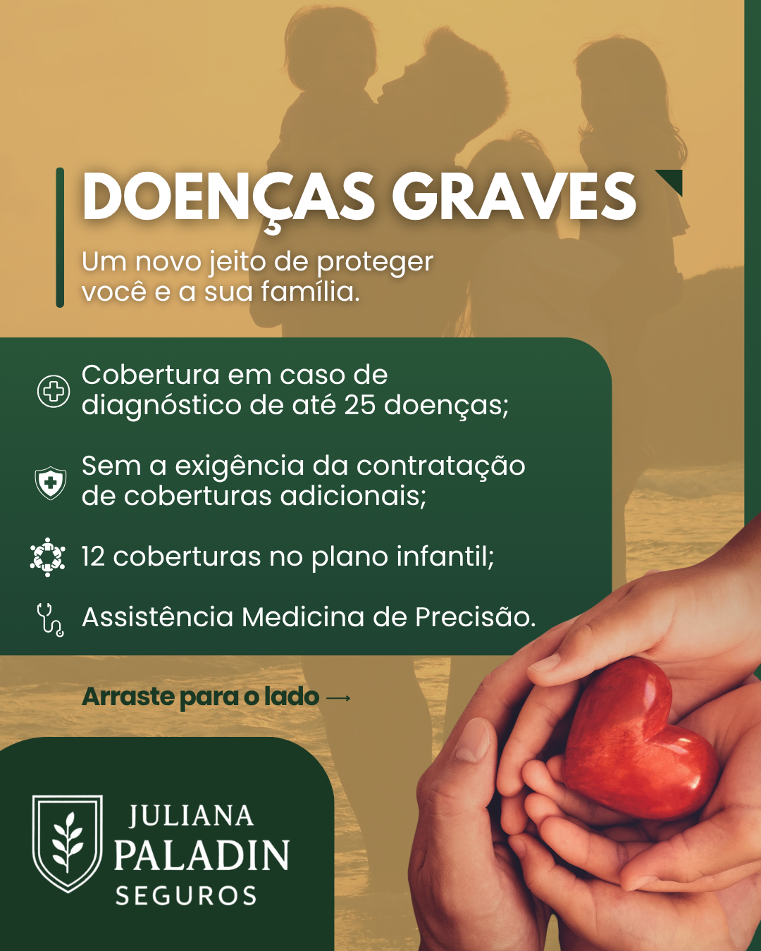 Uma mulher está sentada em um carro e sorrindo.