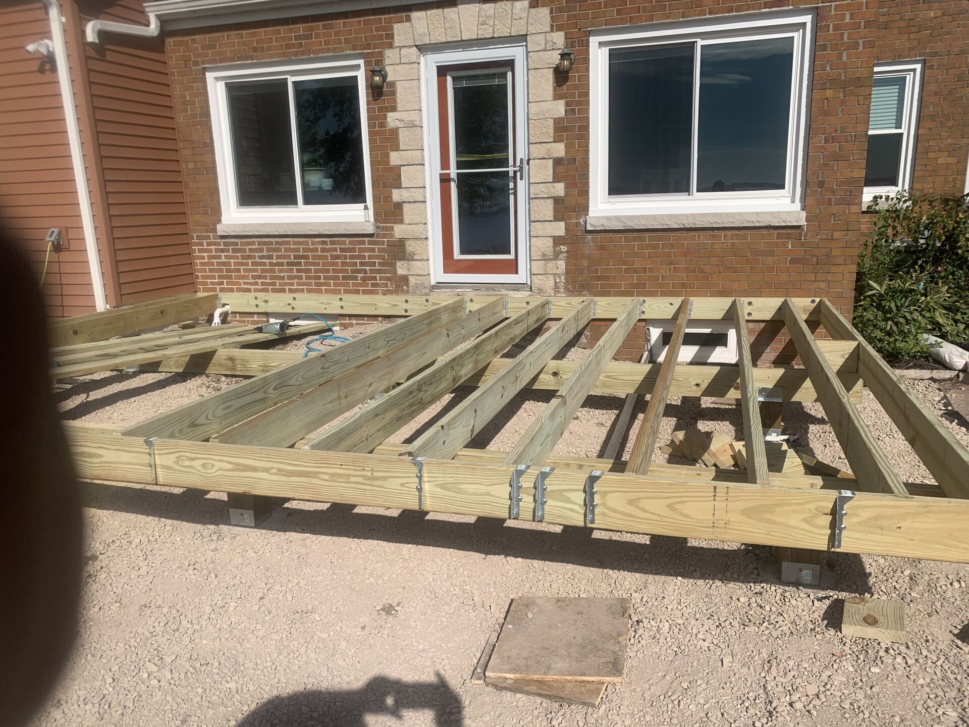 deck building contractor