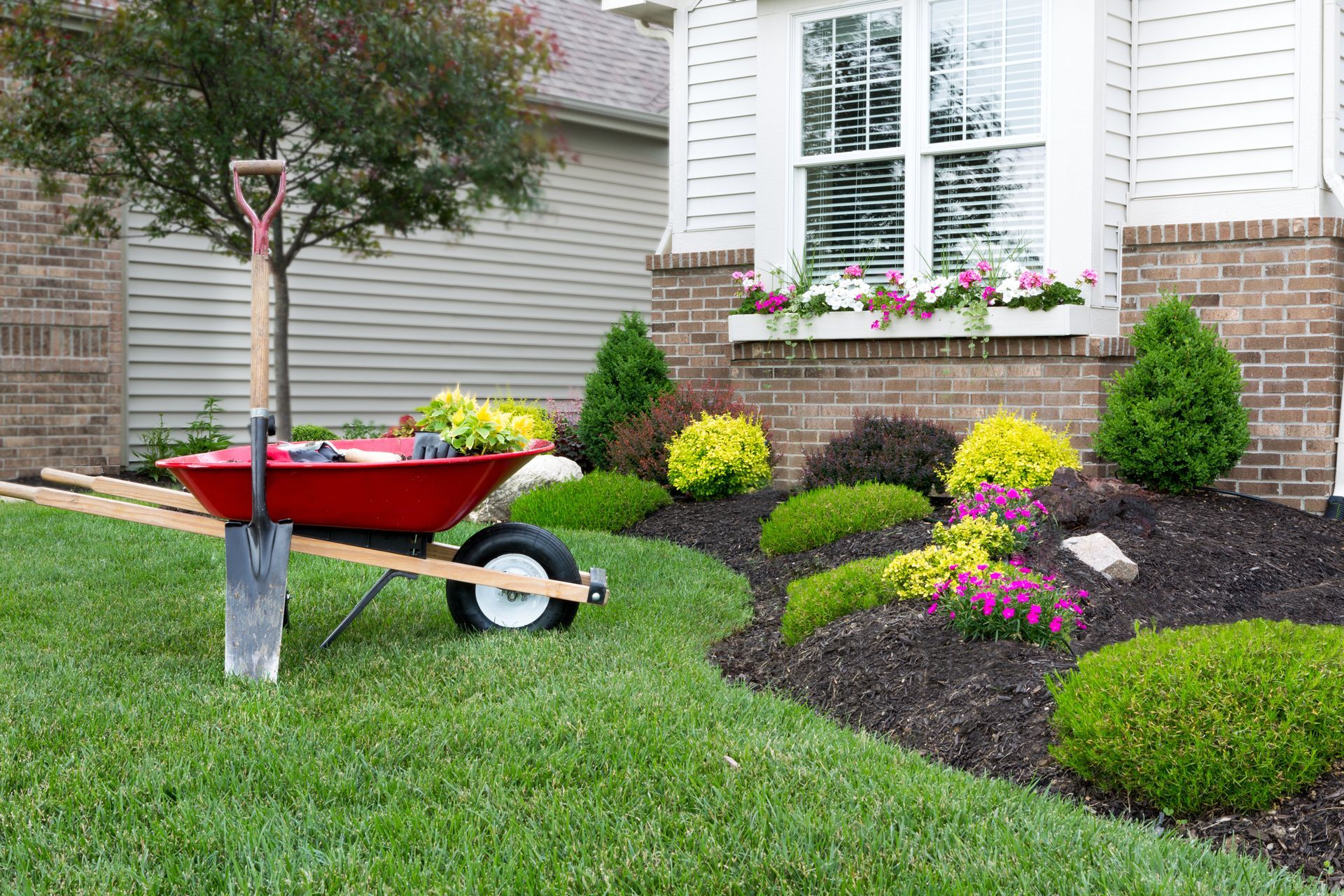 Lawn Maintenance — Lansing, MI — Lawn Sprinklers