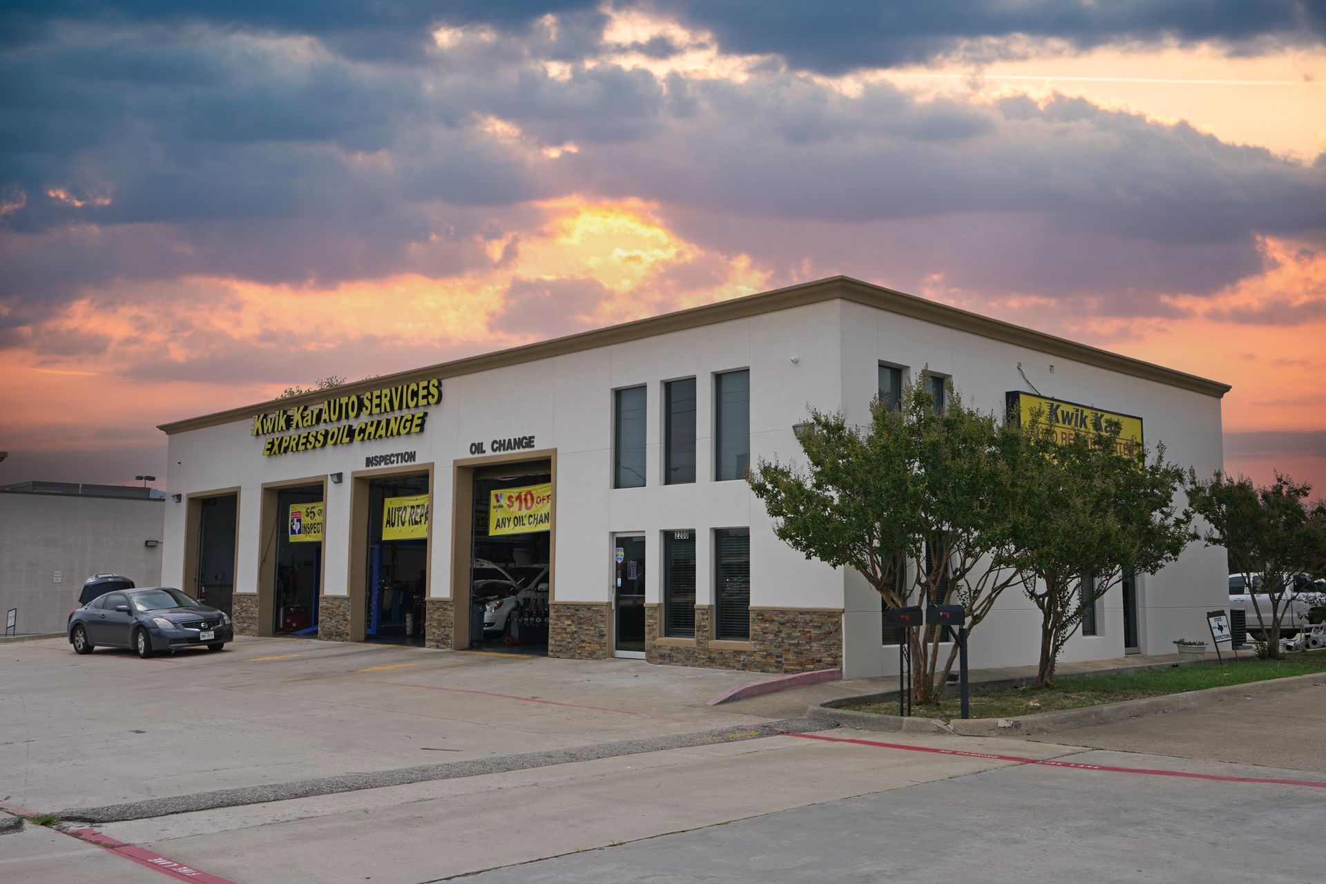 Kwik Kar Parker exterior