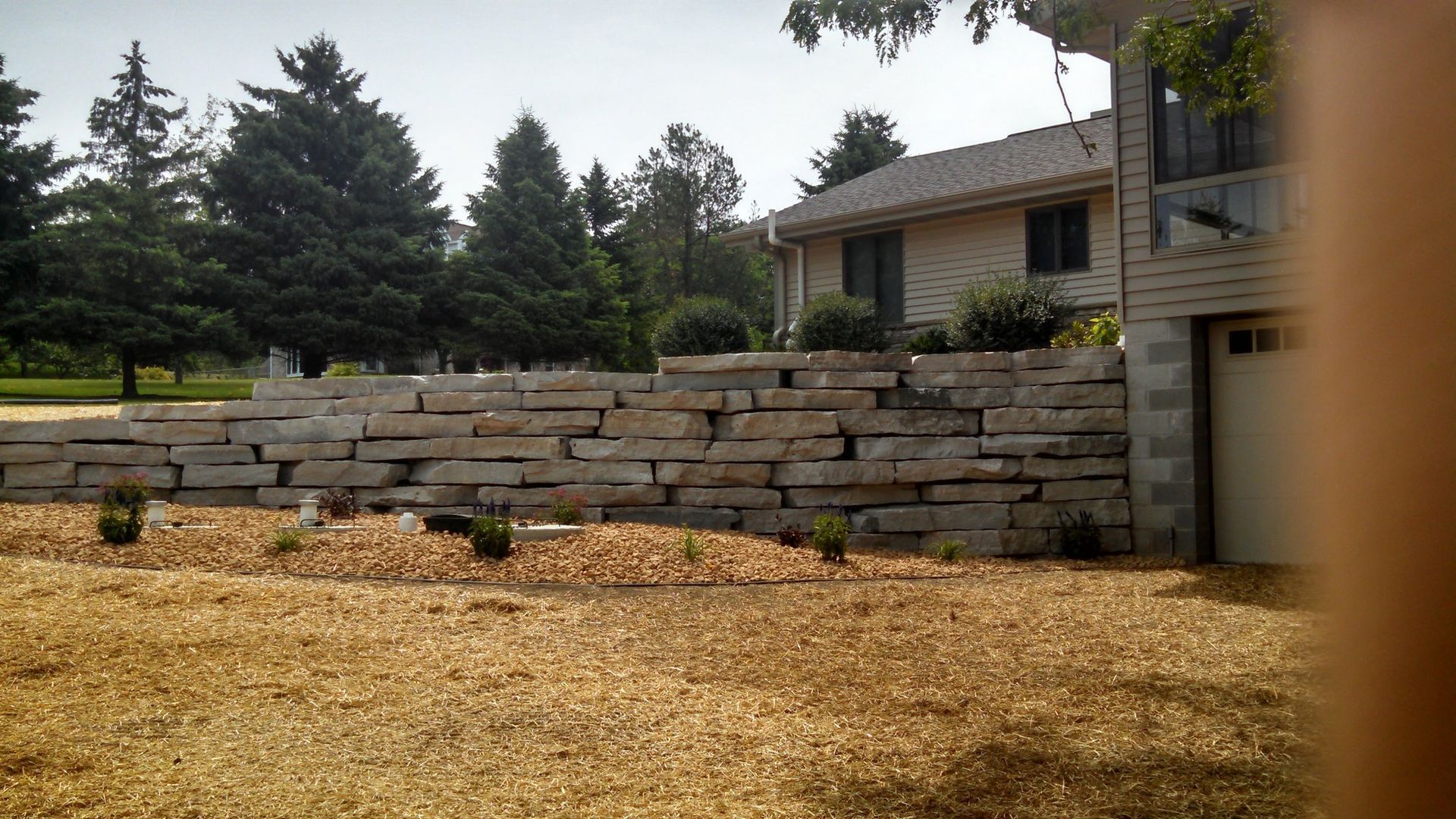 retaining wall contractor near beaver dam wi