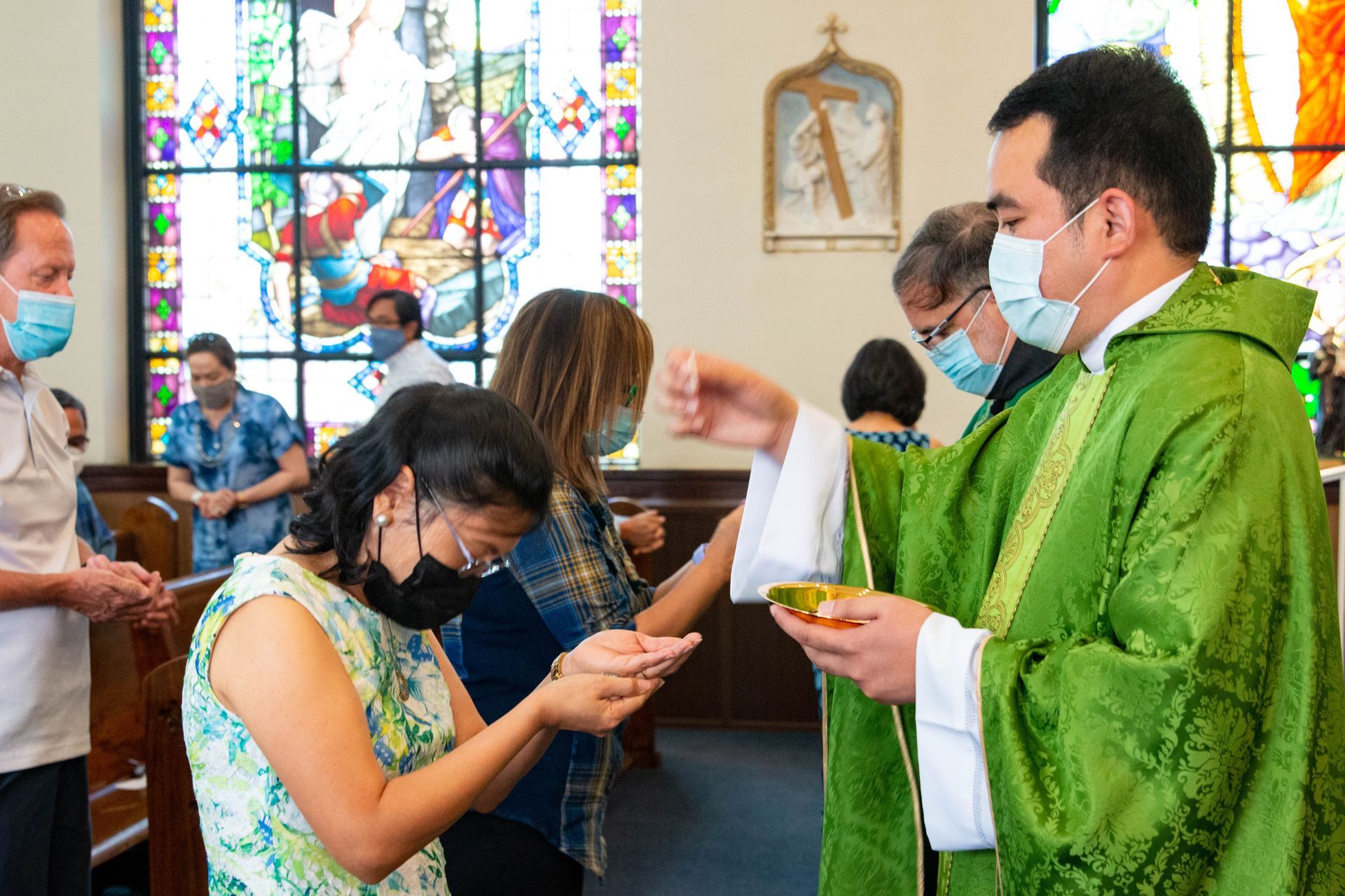communion during covid pandemic img