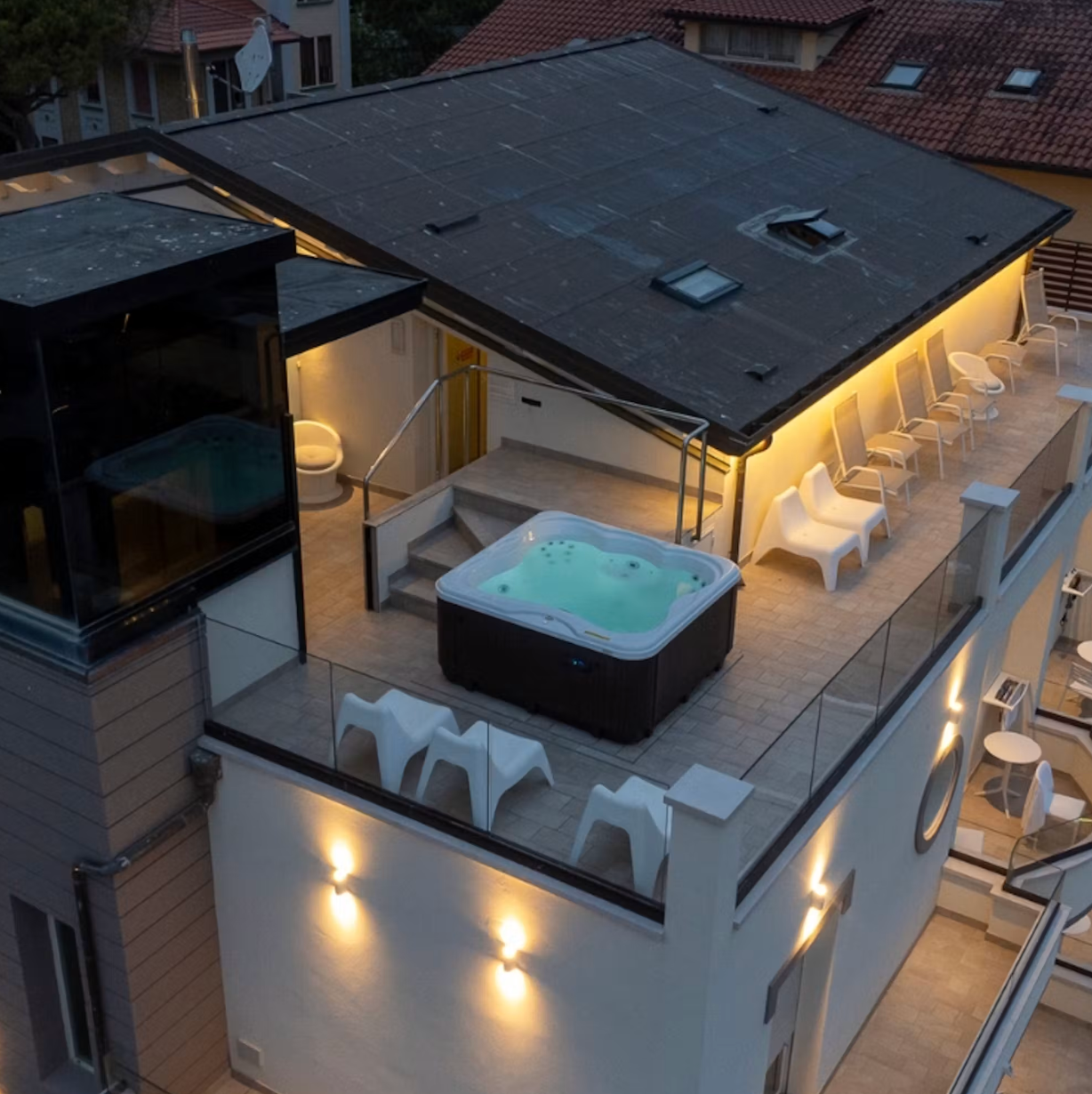 JACUZZI® Lodge M