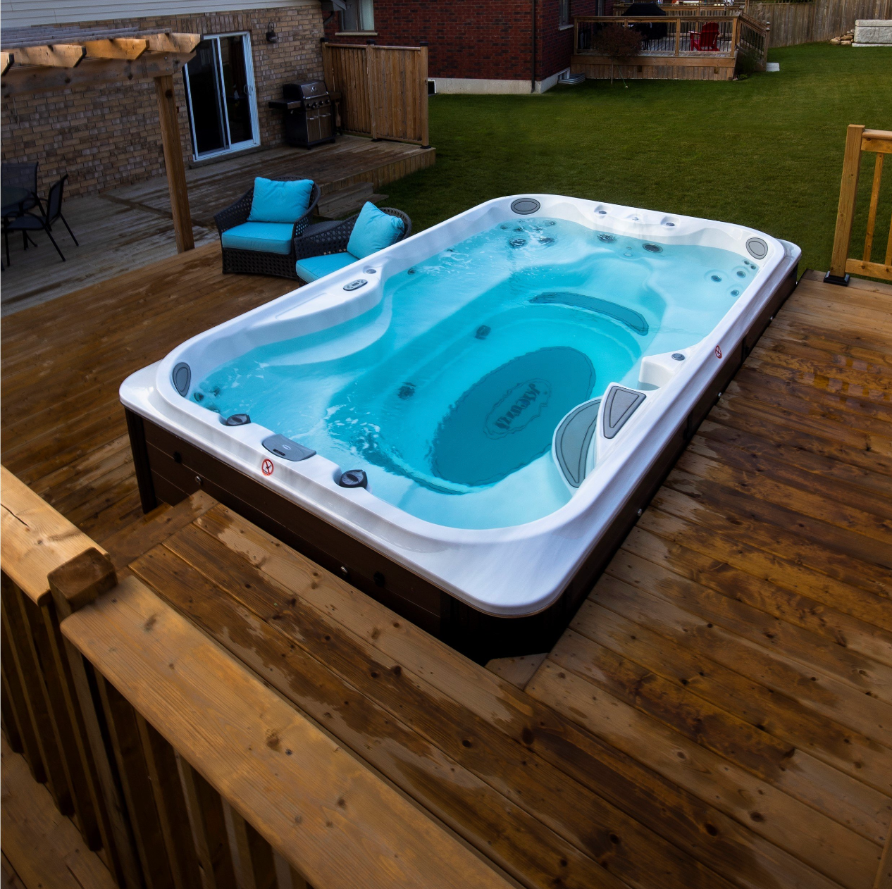 JACUZZI® PowerPlay™ J-13