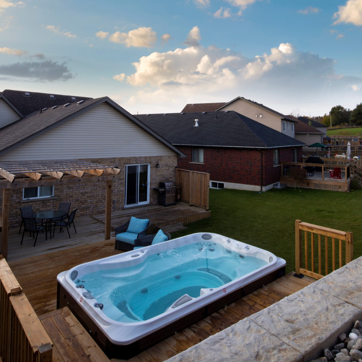 Jacuzzi PowerPlay J-13 Swim Spa