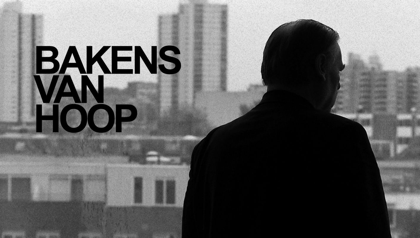 Black-and-white silhouette of a person facing a city skyline, with “BAKENS VAN HOOP” text on the left.