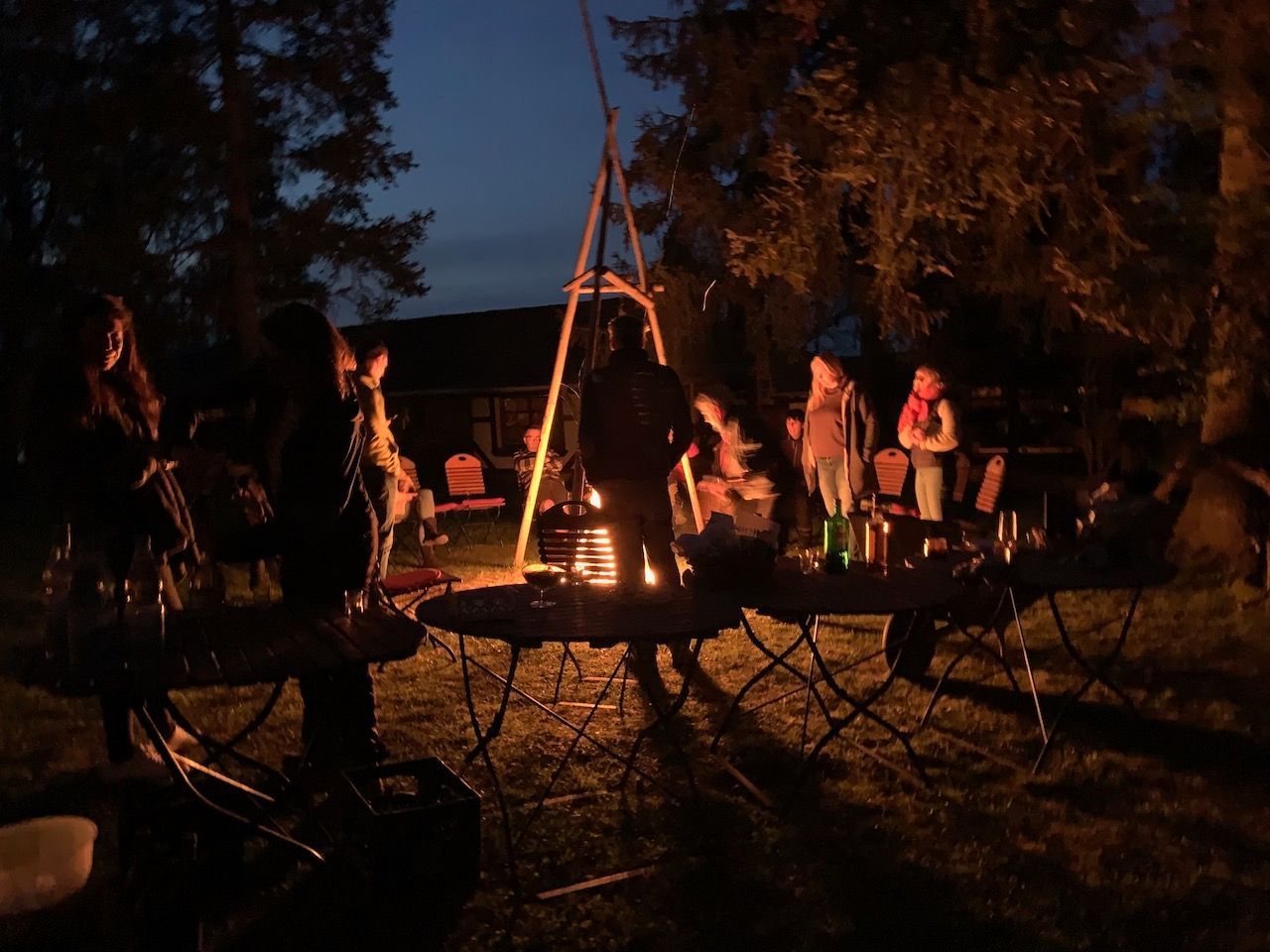 Abendstimmung und Barbecue.