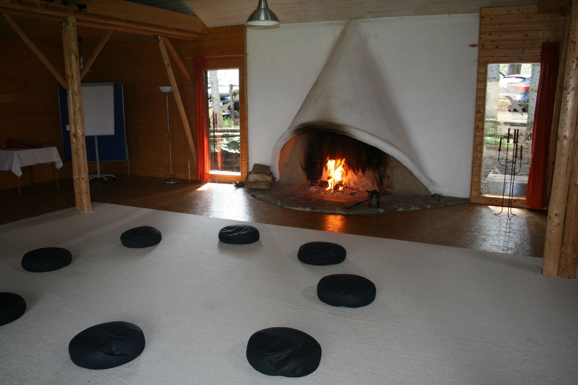 Kaminsaal Beuerhof, offenes Feuer