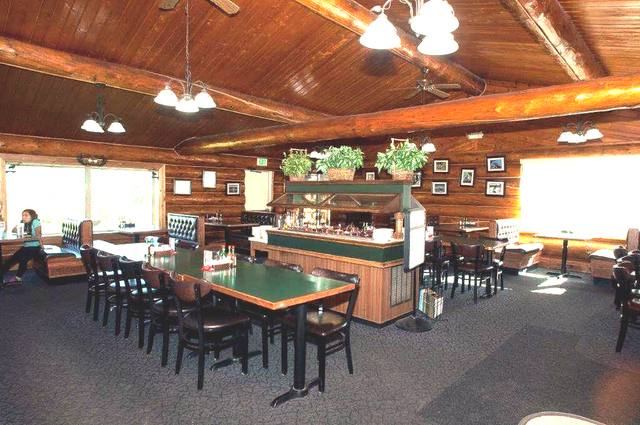 Eating House | Healy, AK | Denali Totem Inn