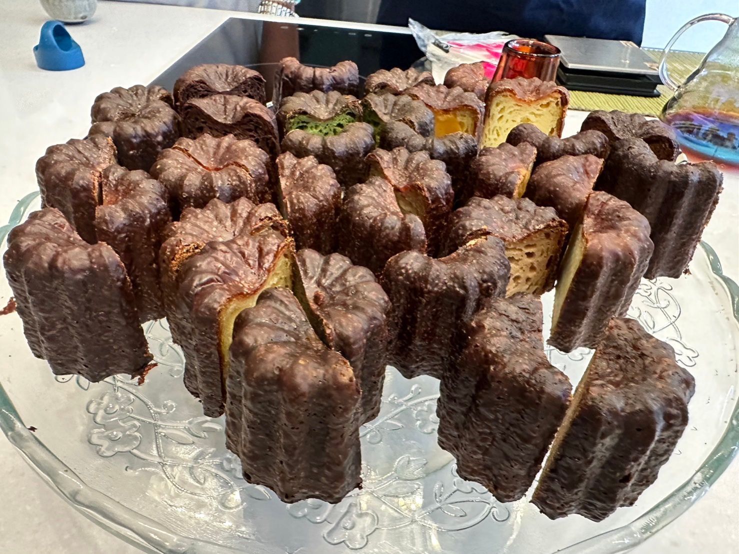 迷上甜點「可麗十露」綜合口味切面盤飾