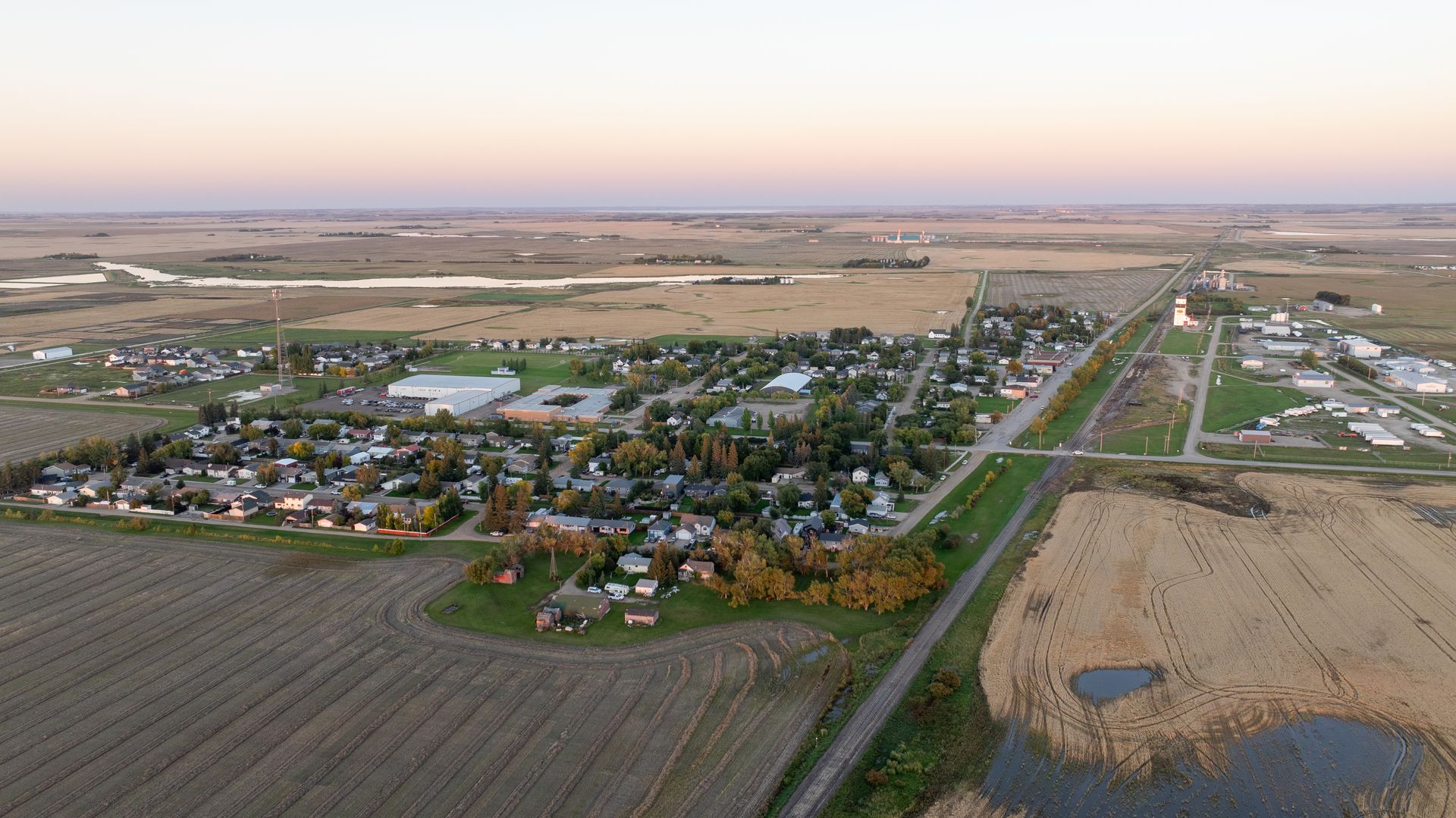 The whole town of Aberdeen from high above the west side, at dusk