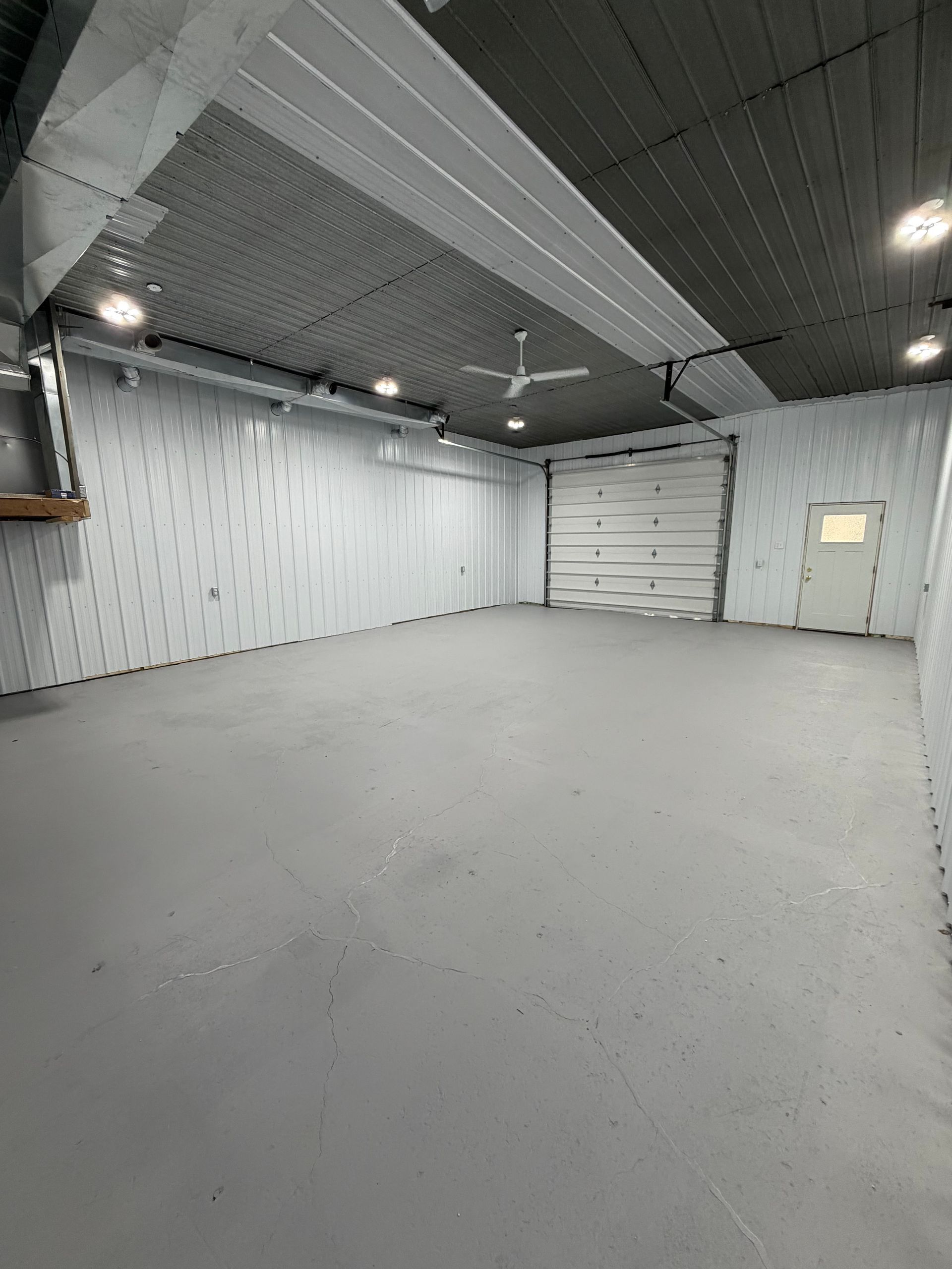 Mini warehouse in Cornwall, Ontario