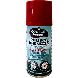 Bomboletta spray rossa di disinfettante