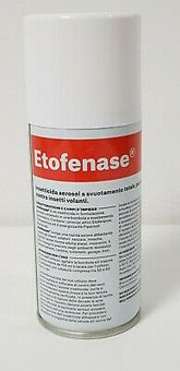 Bomboletta spray bianca con l'etichetta
