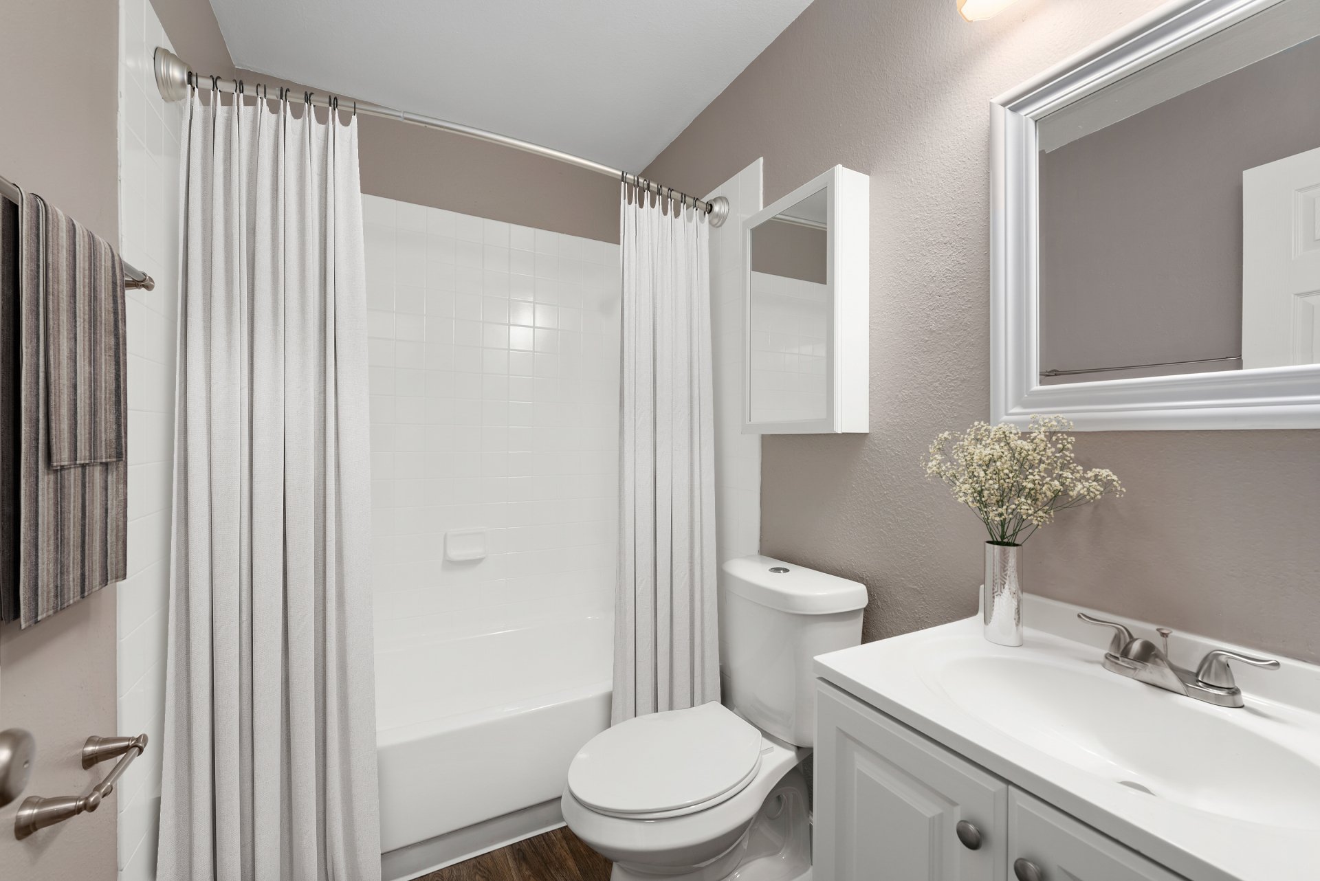 Crestone Apartments Near Downtown Brighton