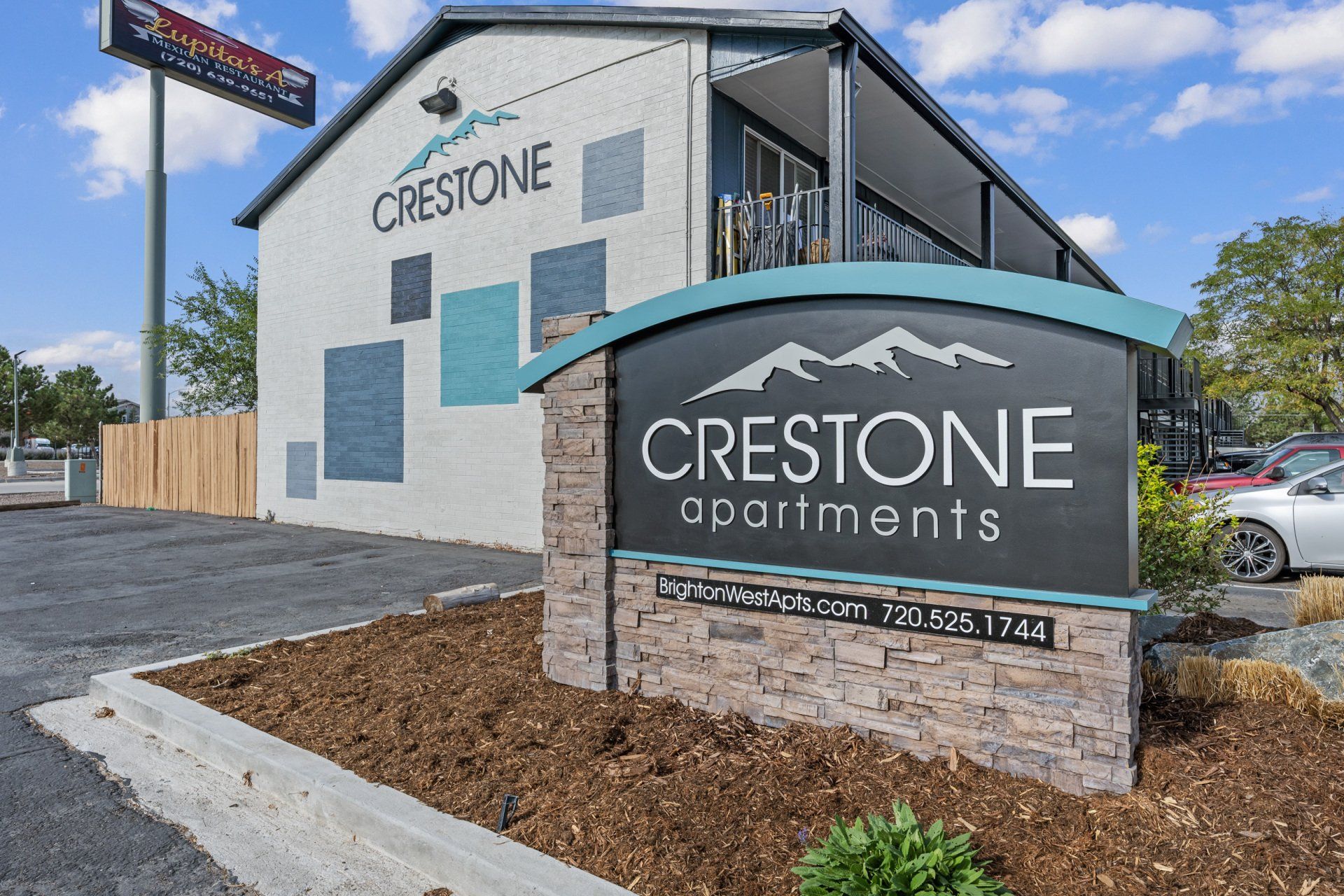 Crestone exterior