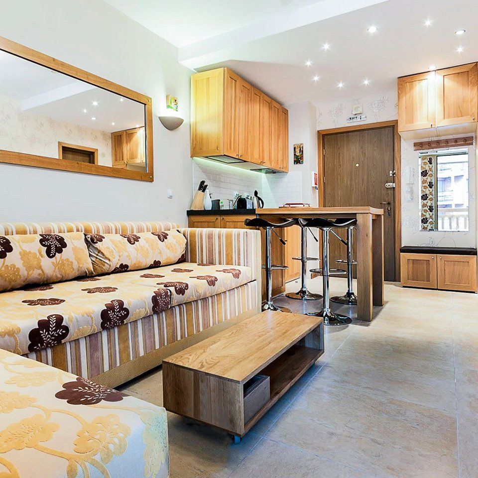 I am so very impressed with the advice, suggestions, quotation, interactions, workmanship, professionalism, efficient installation of the vinyl flooring, cabinet doors and backsplash for my house. Sam is so friendly and non-demanding & able to accede to my request for quick installation before my housewarming date. I will definitely recommend Sam again to all my friends. Thank you Sam!