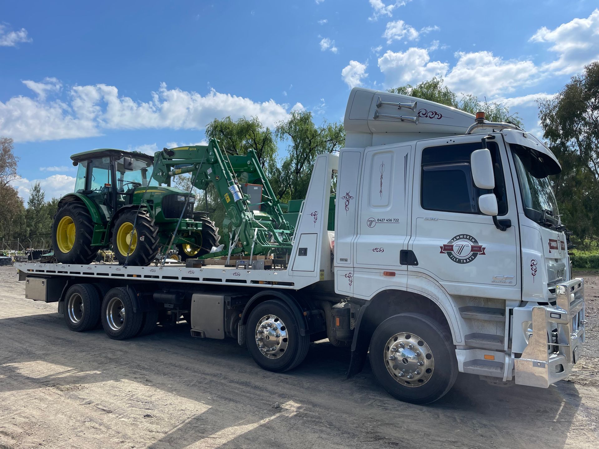 Tamworth Tilt Trays Heavy Machinery Transport in Tamworth