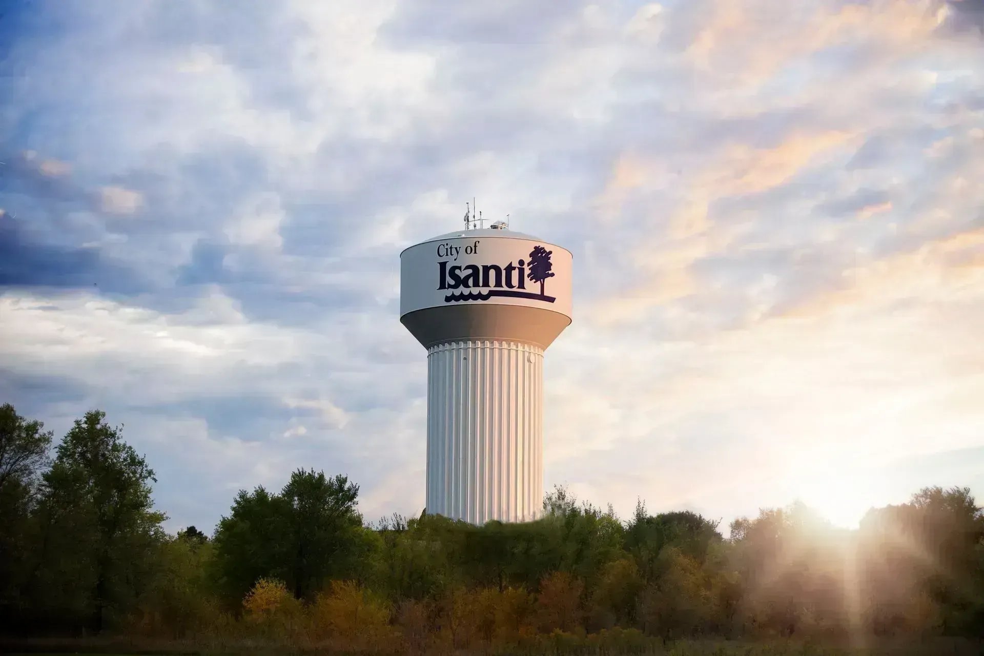 Picture of water tower in Isanti